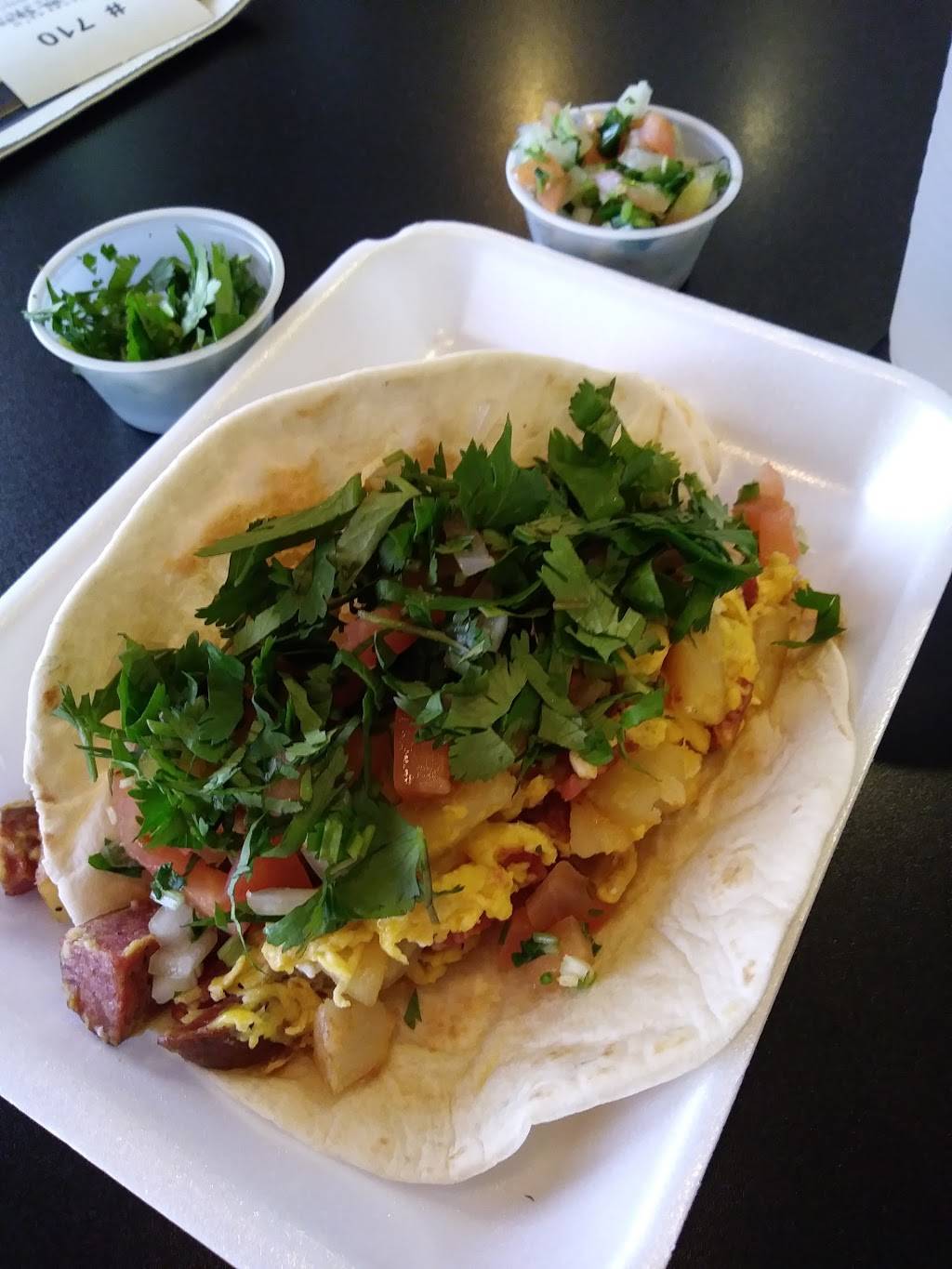 Donns Barbeque & Catering | restaurant | 5568, 2617 S IH 35 Frontage Rd, Austin, TX 78741, USA | 5123826720 OR +1 512-382-6720