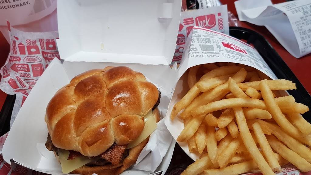 Jack in the Box | restaurant | 717 W San Marcos Blvd, San Marcos, CA 92078, USA | 7607442893 OR +1 760-744-2893