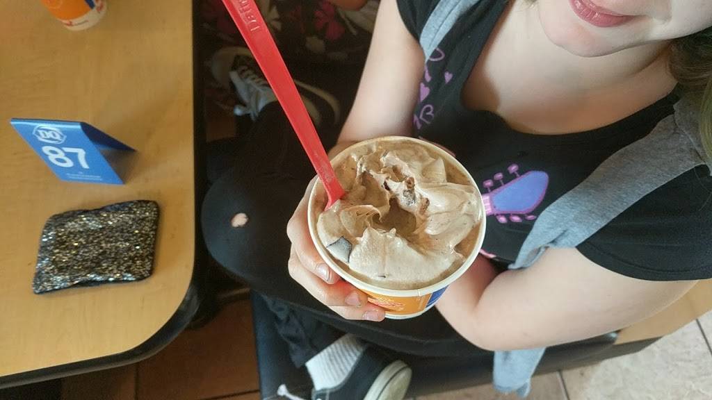 Dairy Queen Grill & Chill | restaurant | 1600 Coshocton Ave, Mt Vernon, OH 43050, USA | 7403261271 OR +1 740-326-1271