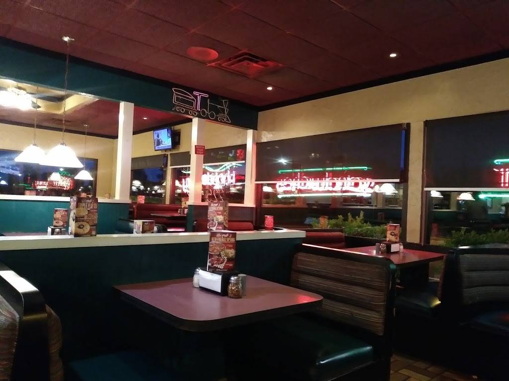 Mazzios Italian Eatery | meal delivery | 2234 E Main St, Cushing, OK 74023, USA | 9182257122 OR +1 918-225-7122