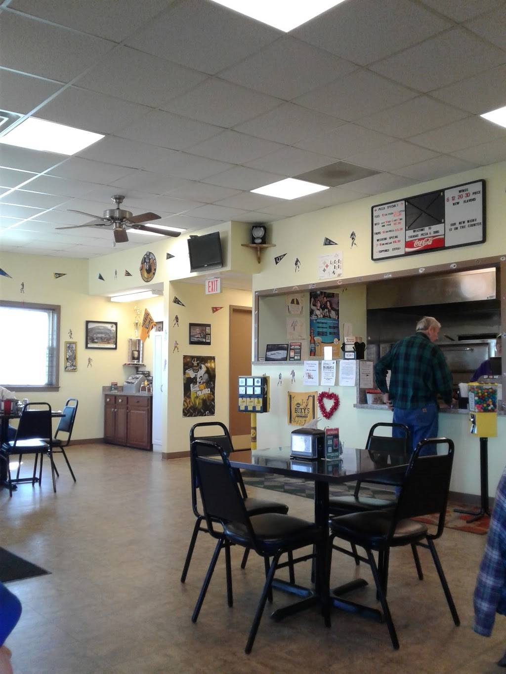 Treasas Pizza & Subs | restaurant | 2564 Delta Rd, Brogue, PA 17309, USA | 7179279545 OR +1 717-927-9545