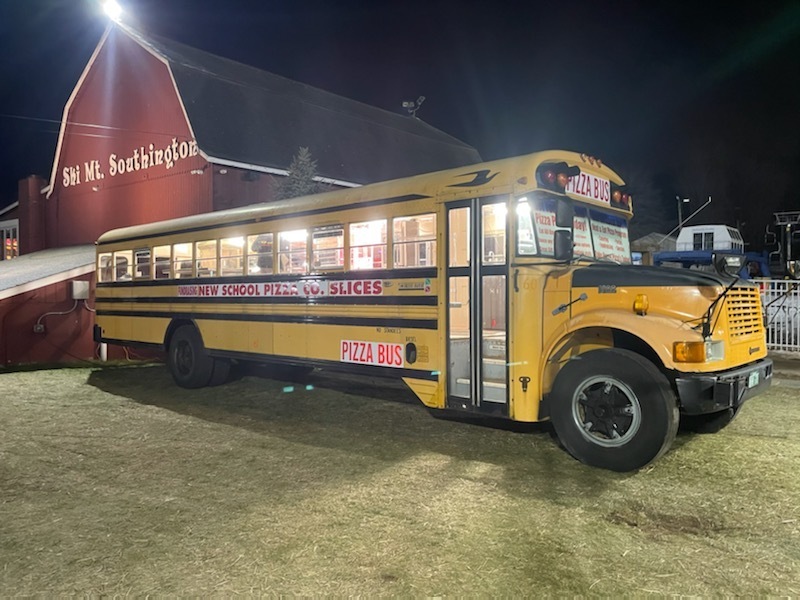 New School Pizza Co | restaurant | 396 Mt Vernon Rd A, Plantsville, CT 06479, USA | 8609928382 OR +1 860-992-8382