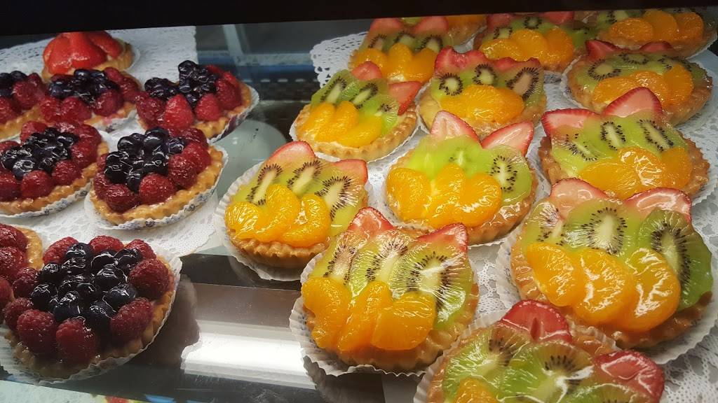 La Chatelaine French Bakery and Bistro | restaurant | 627 High St, Columbus, OH 43085, USA | 6148486711 OR +1 614-848-6711