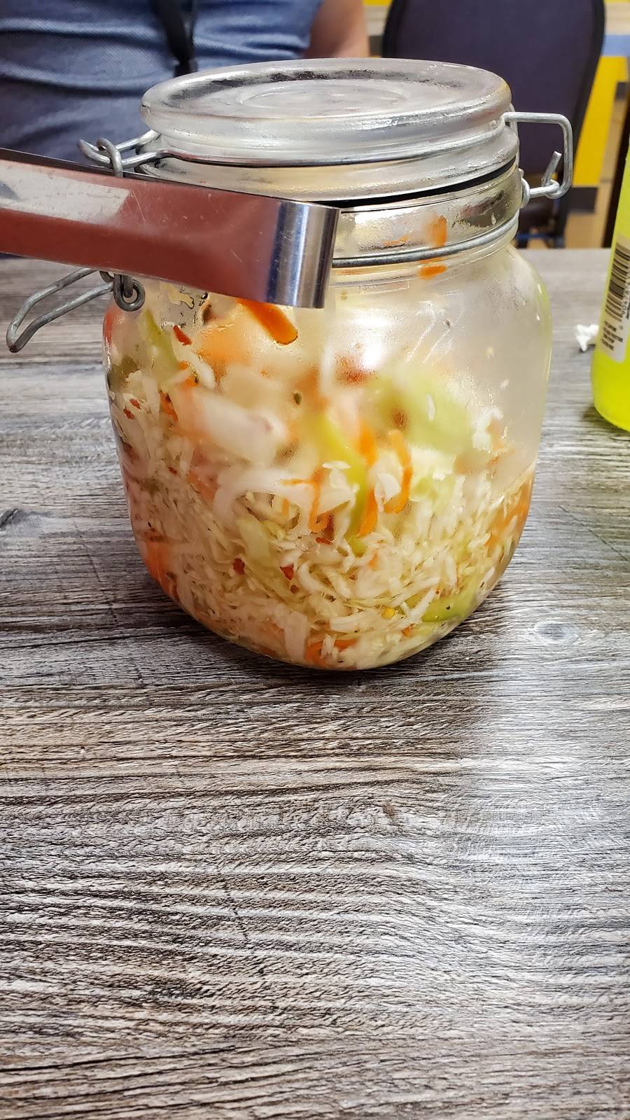 Salvadoreño Restaurant #5 | restaurant | 12550 W Thunderbird Rd Suite 102, El Mirage, AZ 85335, USA | 6232257442 OR +1 623-225-7442