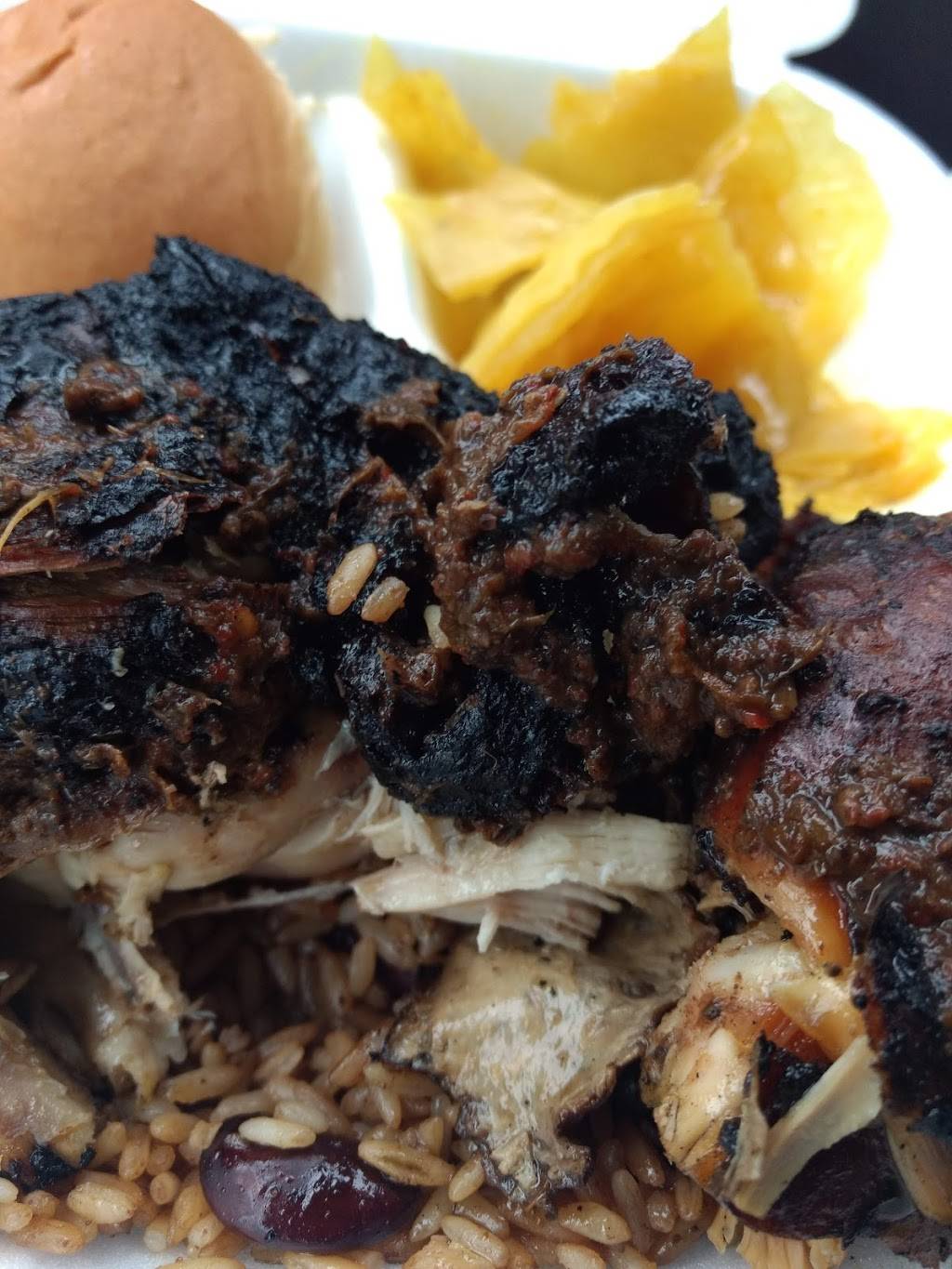 Cocoas Oxtails & Jerk | restaurant | 3701 Statesville Ave, Charlotte, NC 28206, USA | 9809496917 OR +1 980-949-6917