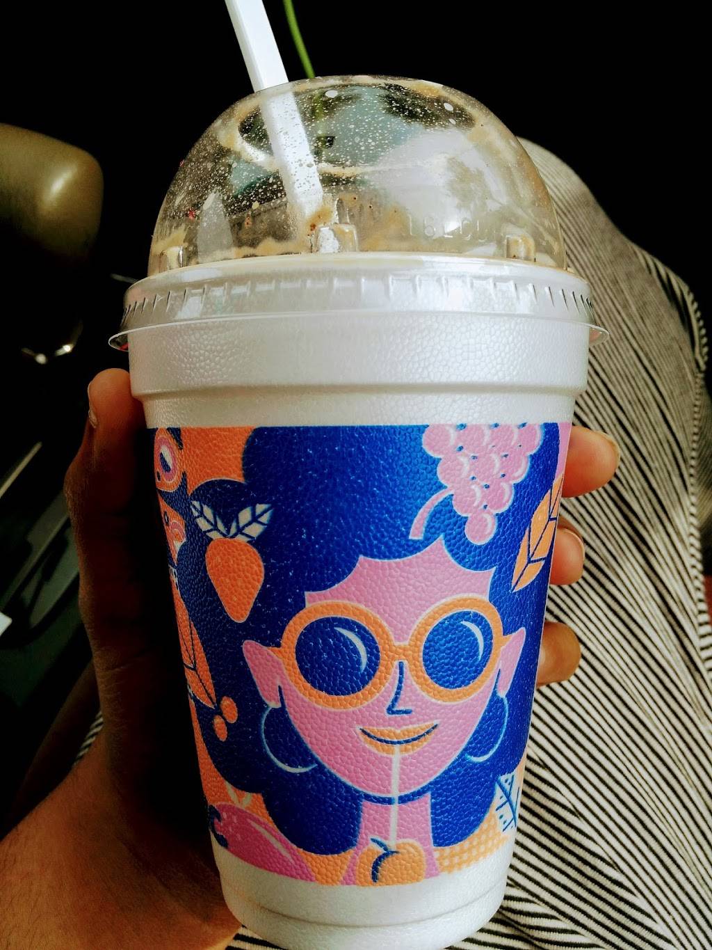 Sonic Drive-In | restaurant | 900 W. John Carpenter Frwy, Irving, TX 75039, USA | 9725500395 OR +1 972-550-0395