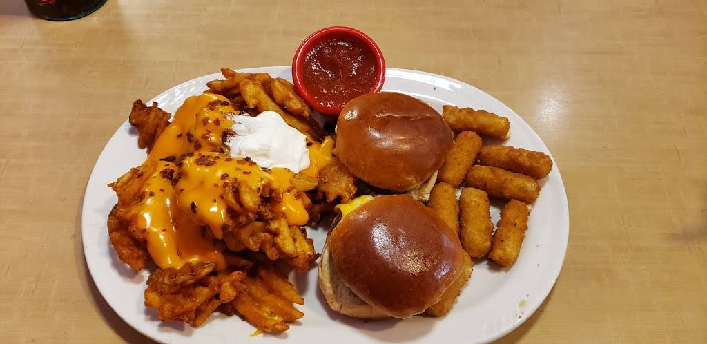 Friendlys | restaurant | 250 Andover St, Peabody, MA 01960, USA | 9785321445 OR +1 978-532-1445