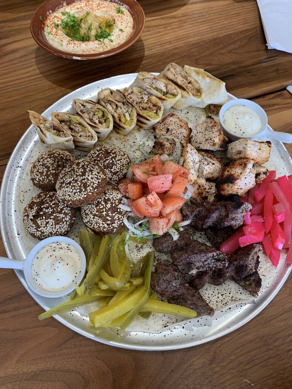 Mangoss | restaurant | 152 Lakeshore Rd E, Mississauga, ON L5G 1E9, Canada | 9059907722 OR +1 905-990-7722