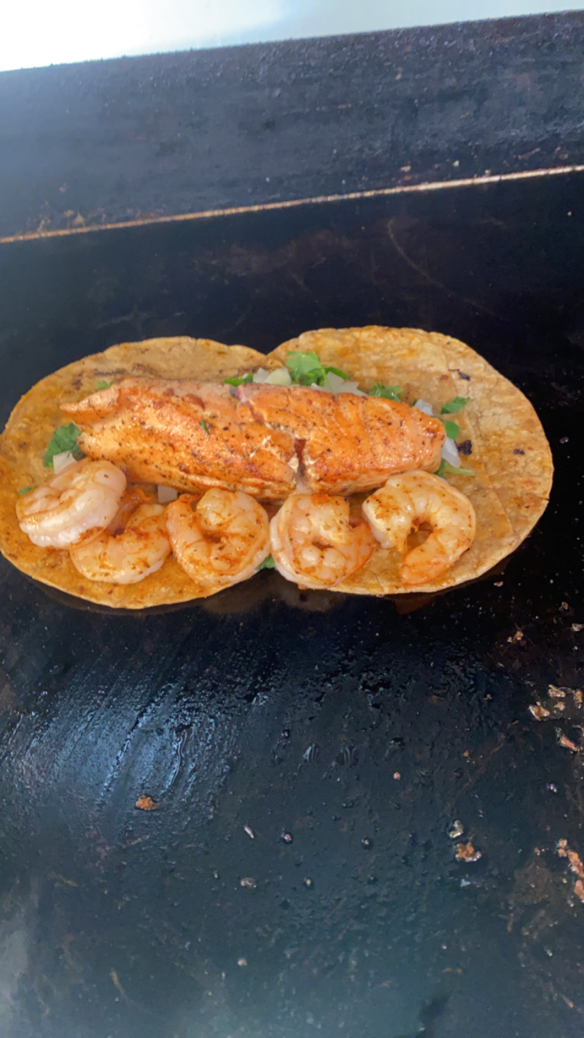 Everything Tacos | restaurant | 819 S Pulaski Rd, Chicago, IL 60624, USA | 7735654056 OR +1 773-565-4056