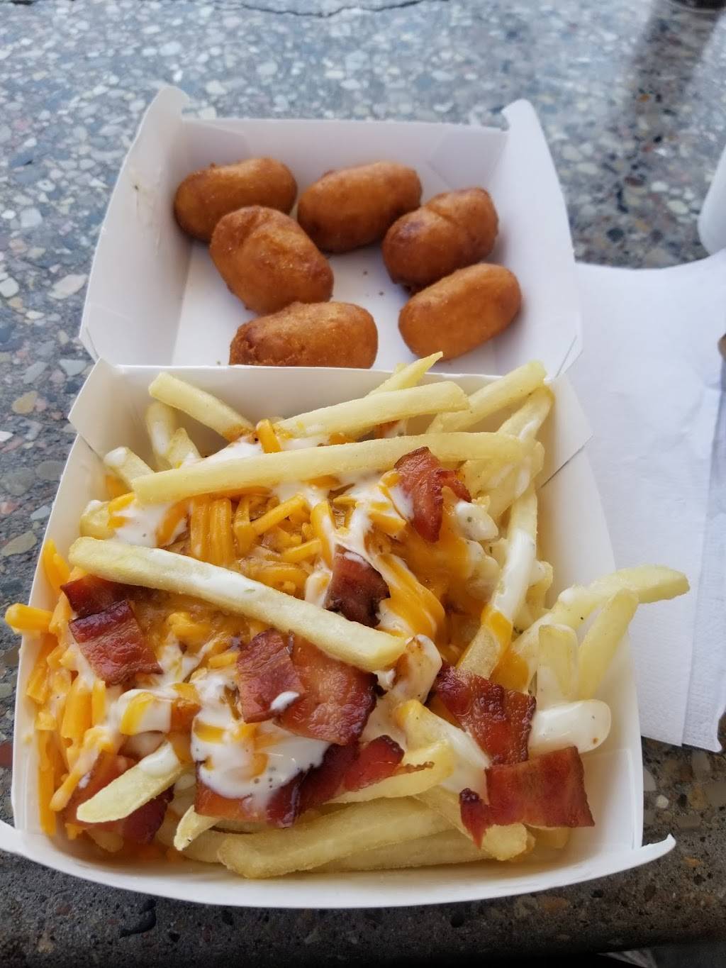 Wienerschnitzel | restaurant | 5215 N Figueroa St, Highland Park, CA 90042, USA | 3232581172 OR +1 323-258-1172