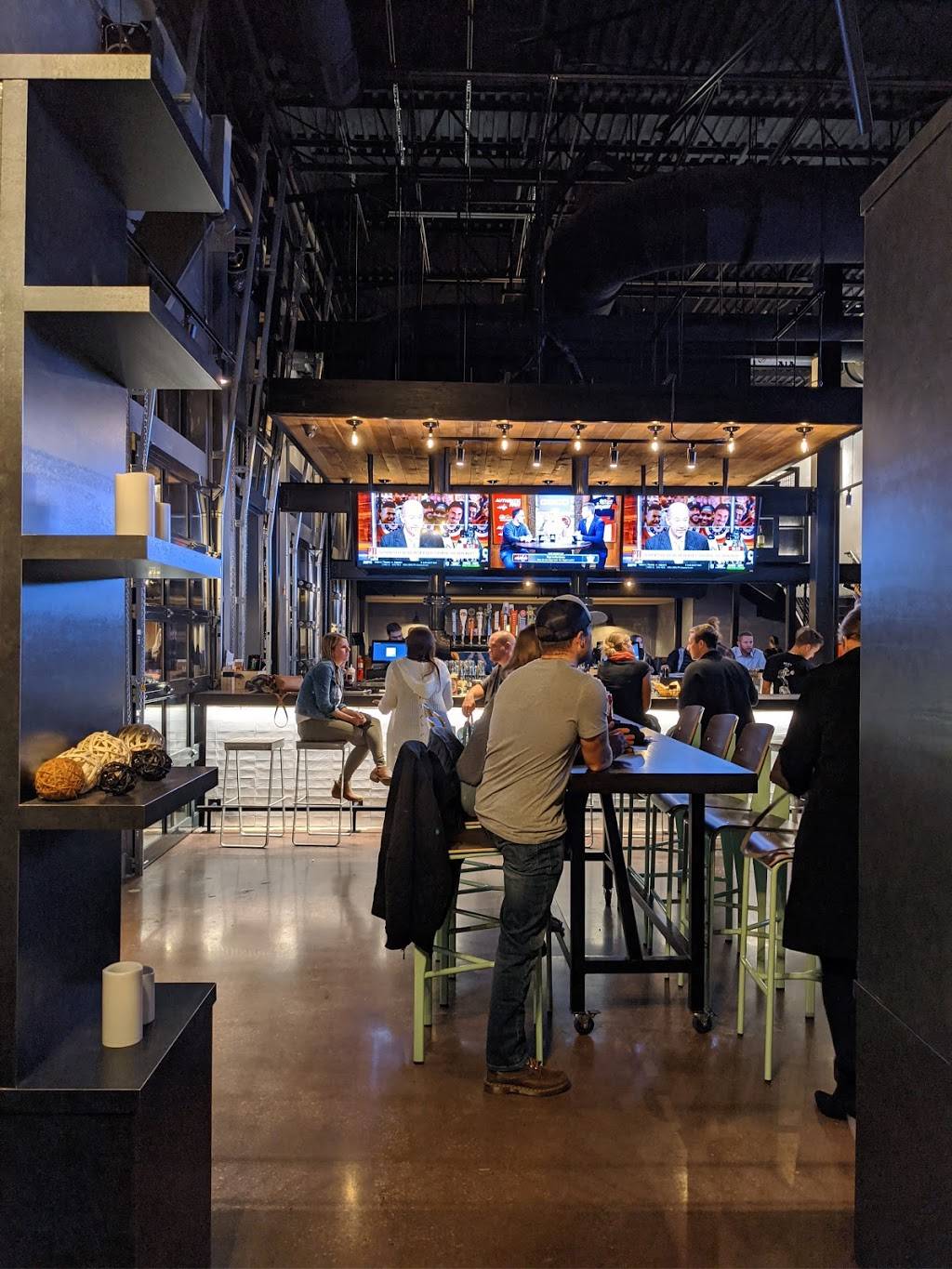 Wayward Smokehouse | restaurant | 8161 Honeygo Blvd, Nottingham, MD 21236, USA | 4432904990 OR +1 443-290-4990