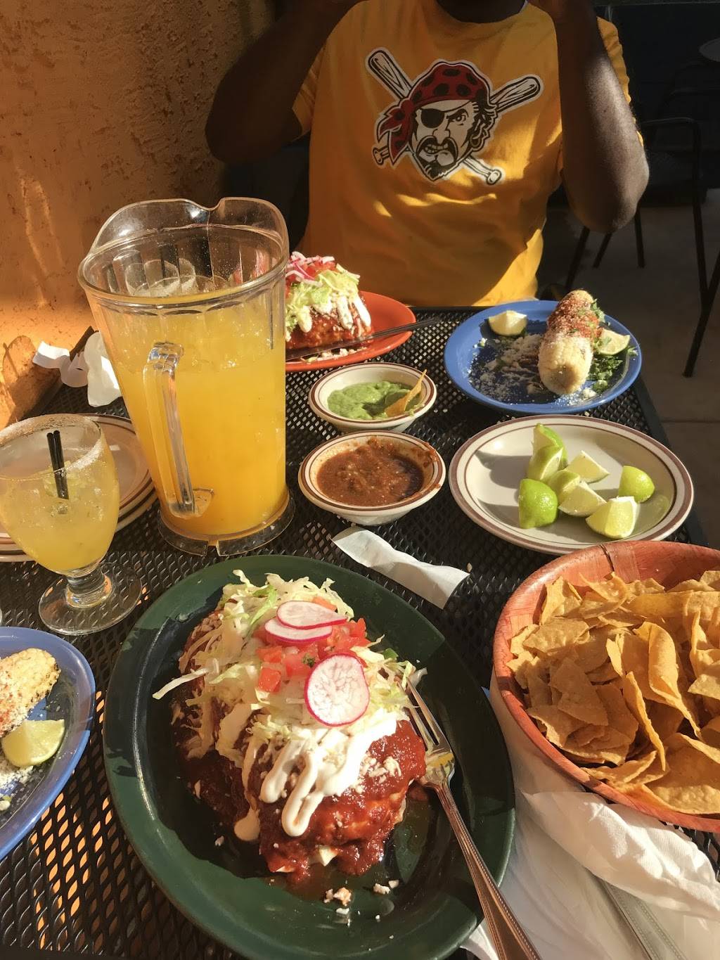 Cantina Los Caballitos | restaurant | 1651 E Passyunk Ave, Philadelphia, PA 19148, USA | 2157553550 OR +1 215-755-3550