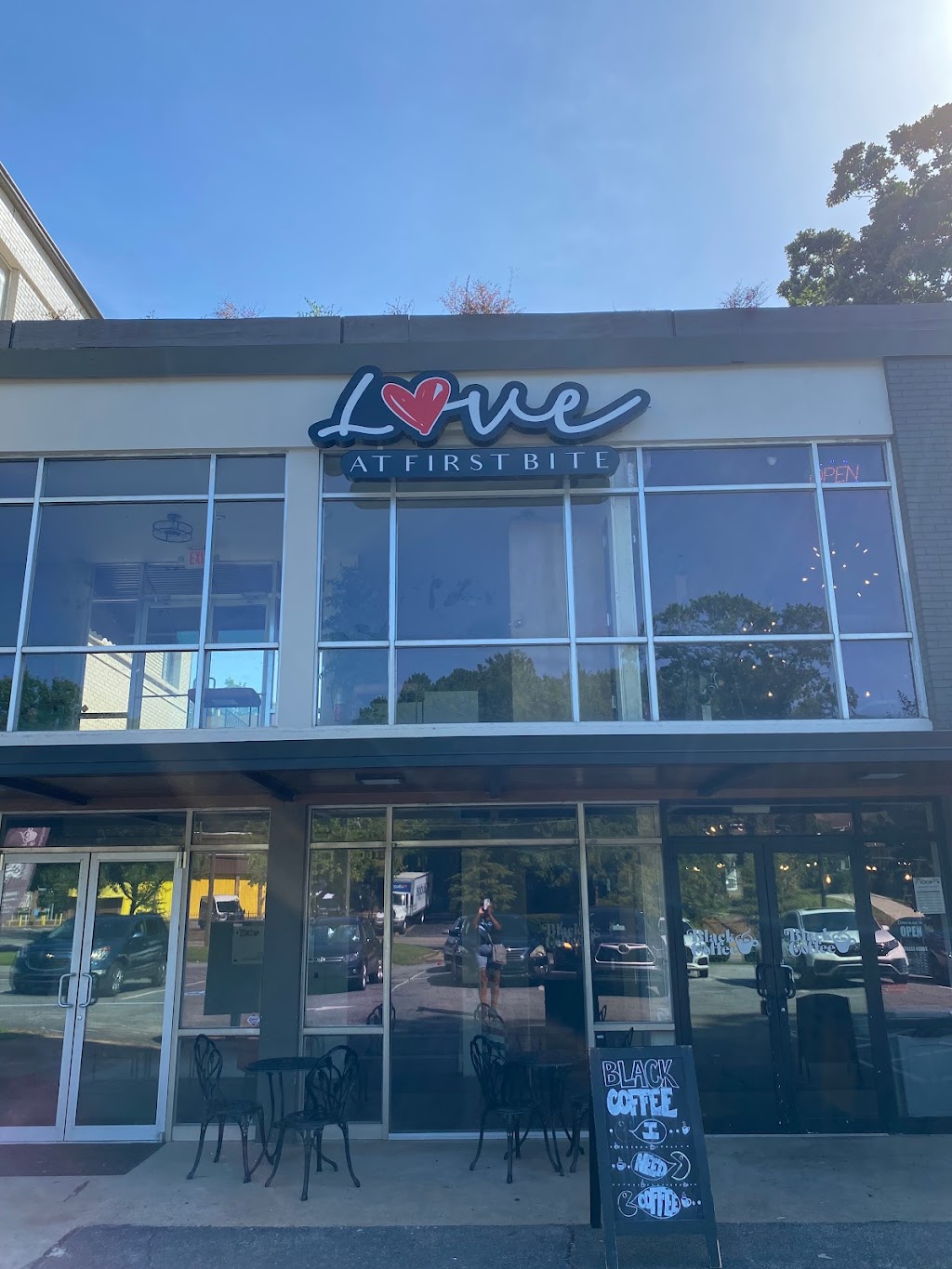 Love at First Bite ATL Brunch | restaurant | 1800 Jonesboro Rd SE Suite D, Atlanta, GA 30315, USA | 6788519548 OR +1 678-851-9548