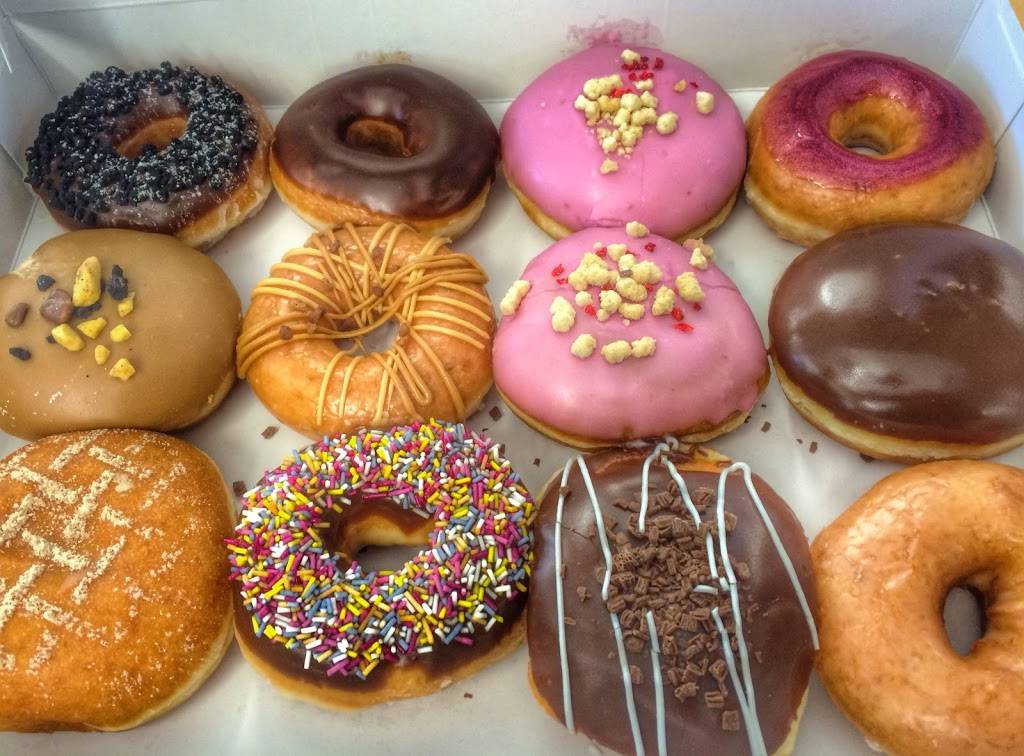 Krispy Kreme | bakery | 6447 Baltimore National Pike, Catonsville, MD 21228, USA | 4436365624 OR +1 443-636-5624