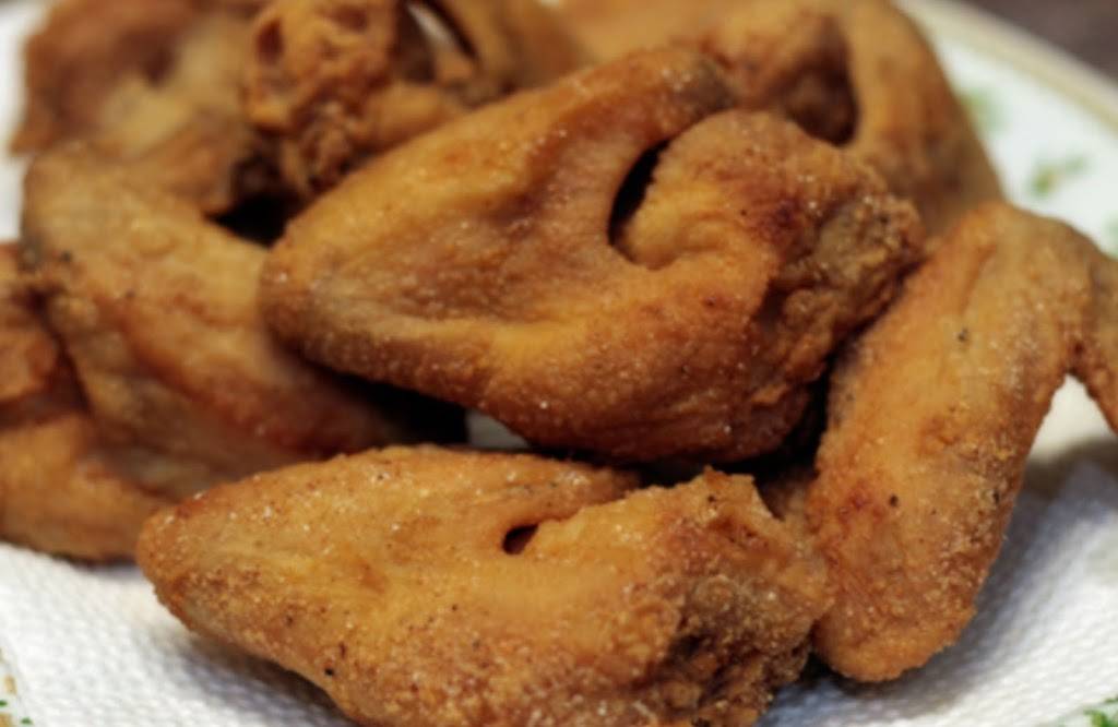 Sharks Fish & Chicken | restaurant | 4049 Minnesota Ave NE, Washington, DC 20019, USA | 2023981150 OR +1 202-398-1150