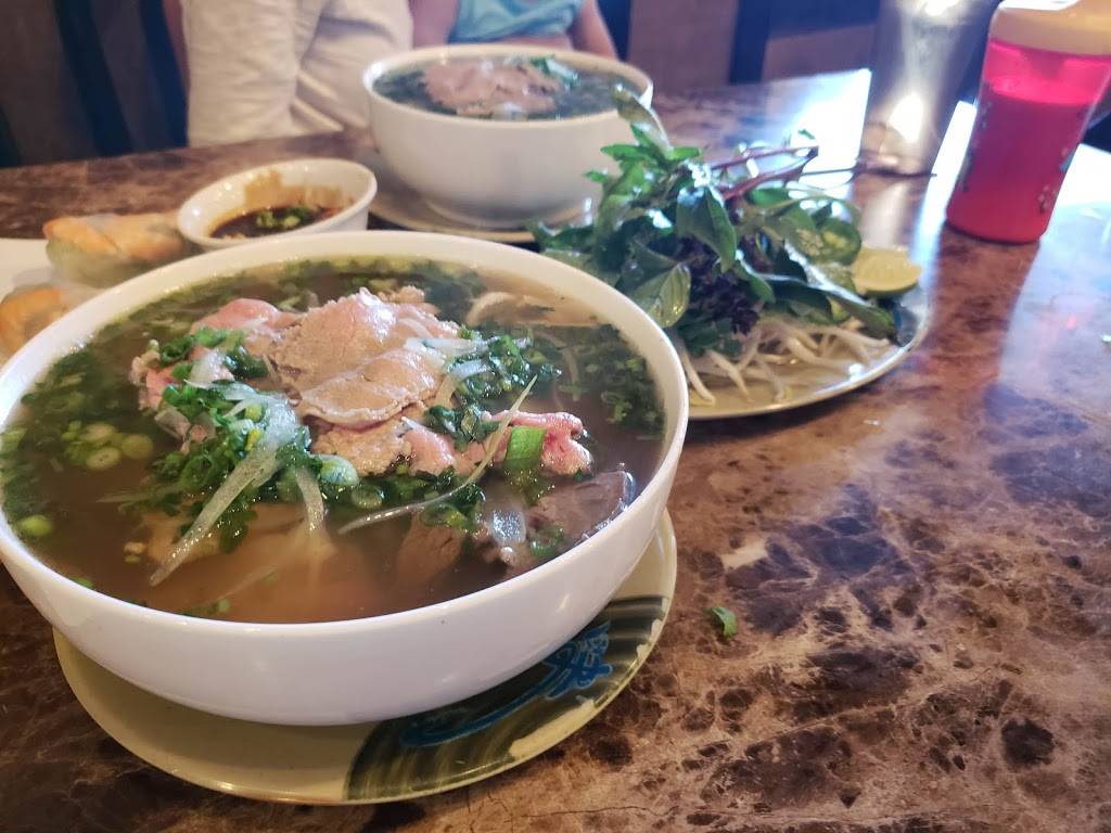 Hiền Vương | restaurant | 2525 Westminster Ave # H, Santa Ana, CA 92706, USA | 7145542696 OR +1 714-554-2696