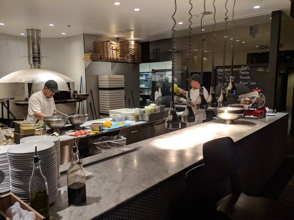 Pops For Italian | restaurant | 280 W Nine Mile Rd #2, Ferndale, MI 48220, USA | 2482684806 OR +1 248-268-4806