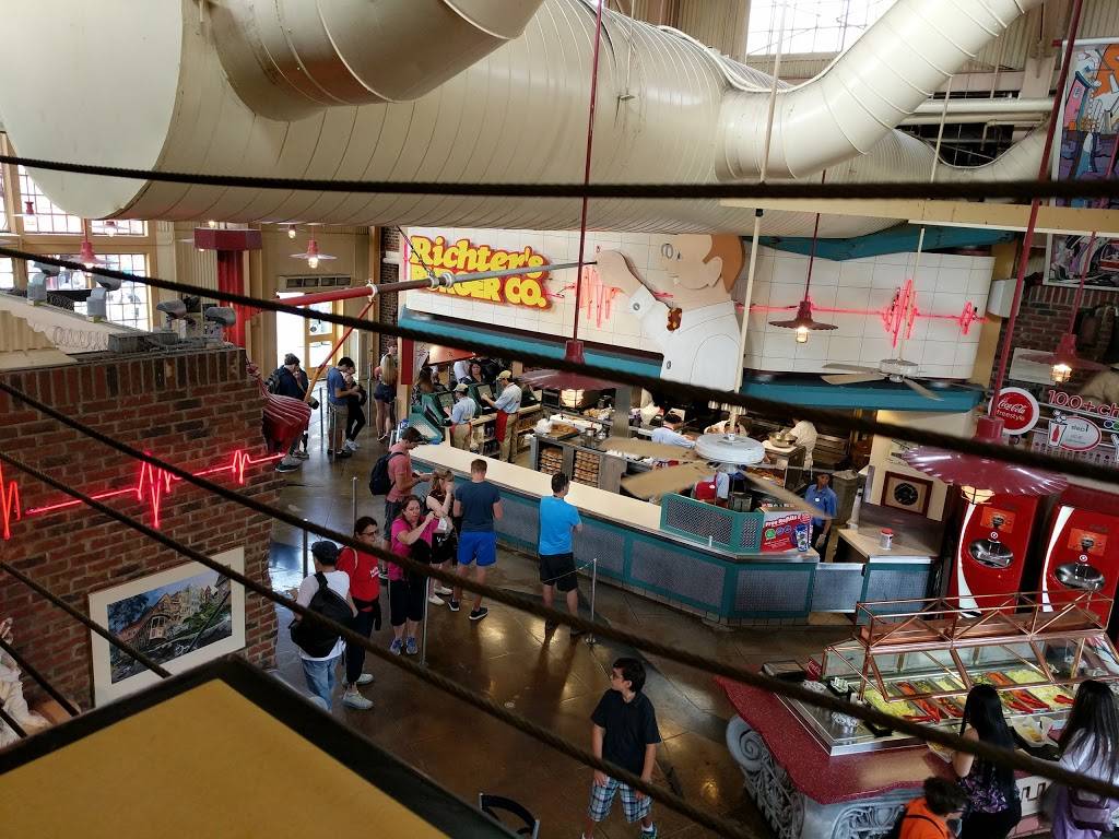 Richters Burger Company | restaurant | South St, Orlando, FL 32819, USA | 4073638000 OR +1 407-363-8000
