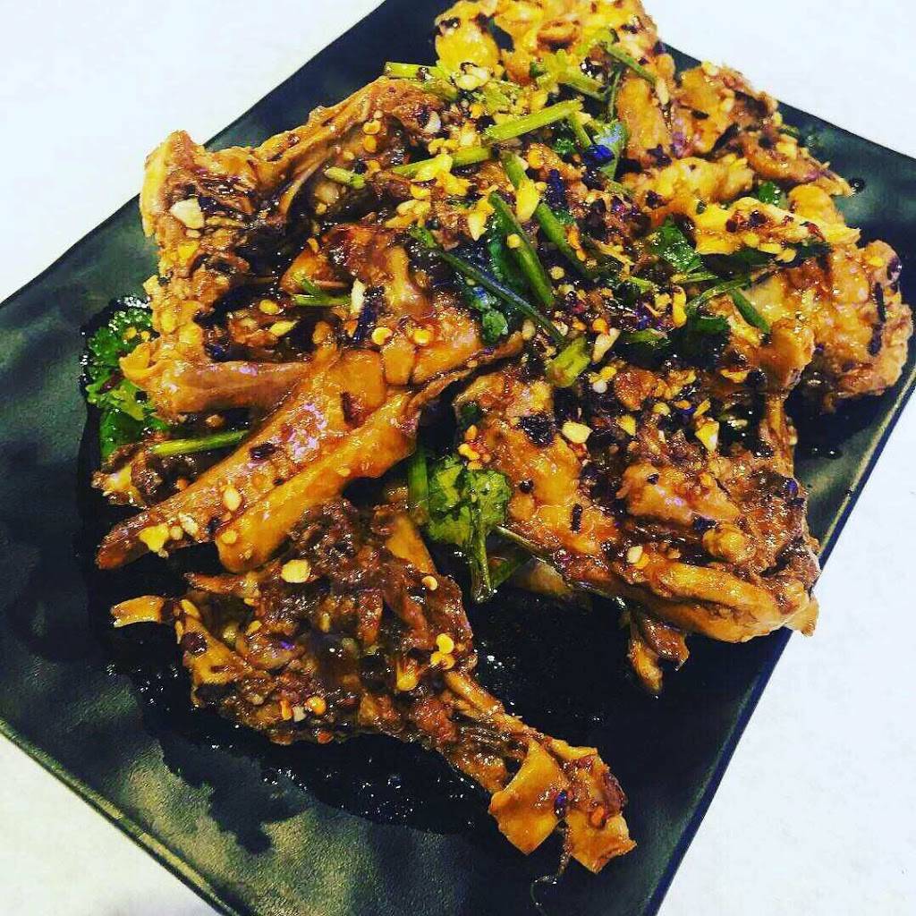 Friend BBQ 友情客串 | restaurant | 2358 S Wentworth Ave, Chicago, IL 60616, USA | 3126248153 OR +1 312-624-8153