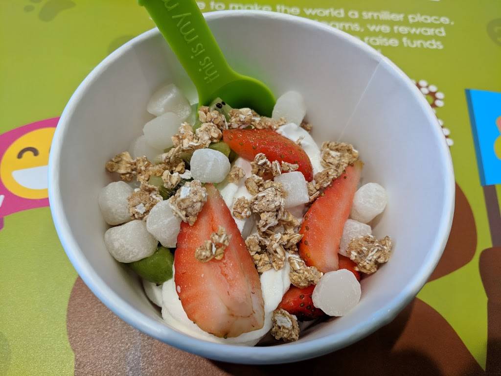 Menchies Frozen Yogurt | bakery | 2200 Peachtree Industrial Blvd Ste 120, Duluth, GA 30097, USA | 7076247600 OR +1 707-624-7600