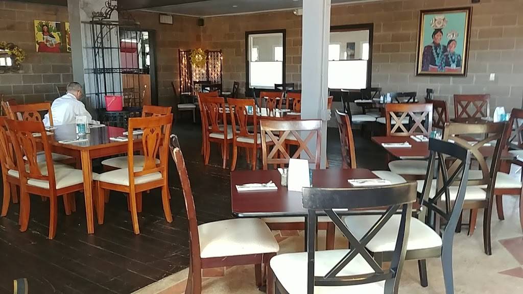 Firefly Restaurant | restaurant | 3001 I-19 Frontage Rd, Amado, AZ 85645, USA | 5203983028 OR +1 520-398-3028