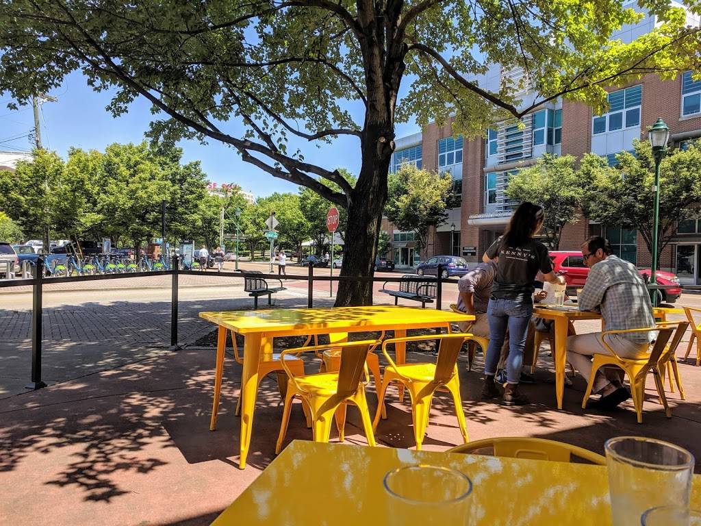 Kennys | restaurant | 1251 Market St, Chattanooga, TN 37402, USA | 4234985888 OR +1 423-498-5888