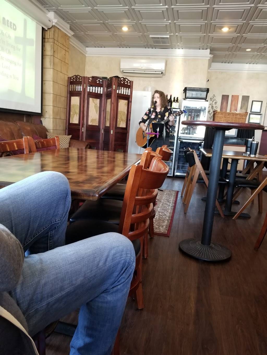 Galeottis Wine Cellar | restaurant | 715 E Main St, Battle Ground, WA 98604, USA | 3609015021 OR +1 360-901-5021