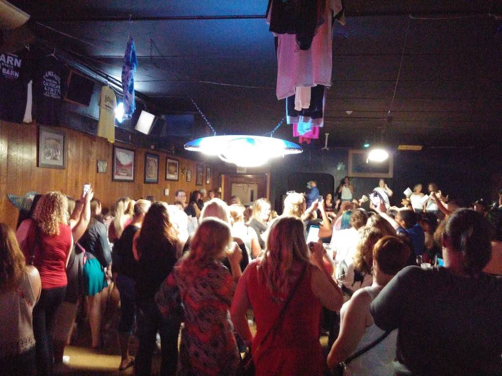 Beer 30 | restaurant | 212 Maple St, Port Clinton, OH 43452, USA | 4197327900 OR +1 419-732-7900