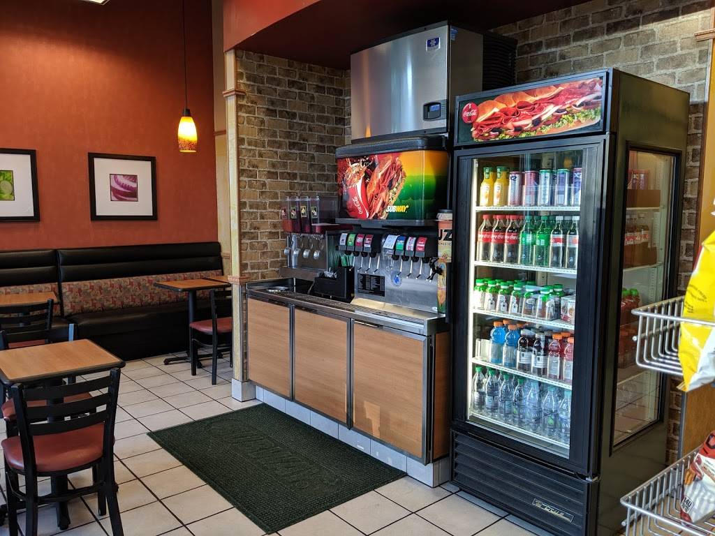 Subway Restaurants | restaurant | 1850 SW Skyline Blvd #3a, Portland, OR 97221, USA | 5034459580 OR +1 503-445-9580