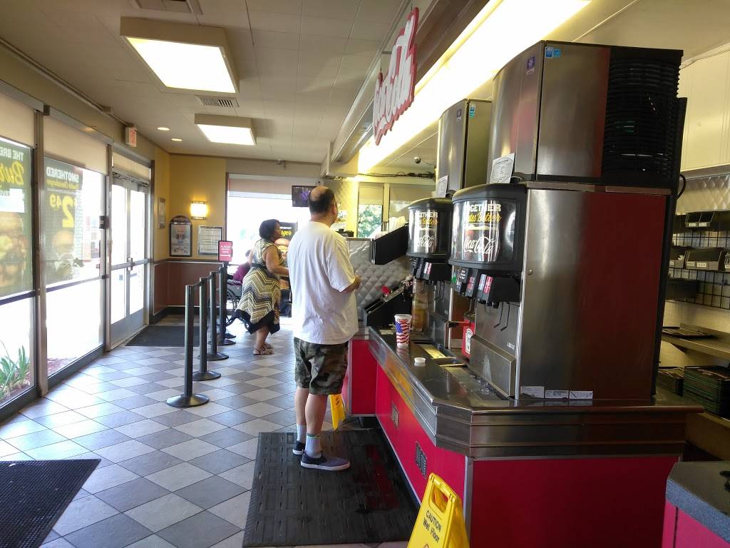 Carls Jr. | restaurant | 2727 Santa Monica Blvd, Santa Monica, CA 90404, USA | 3108280124 OR +1 310-828-0124