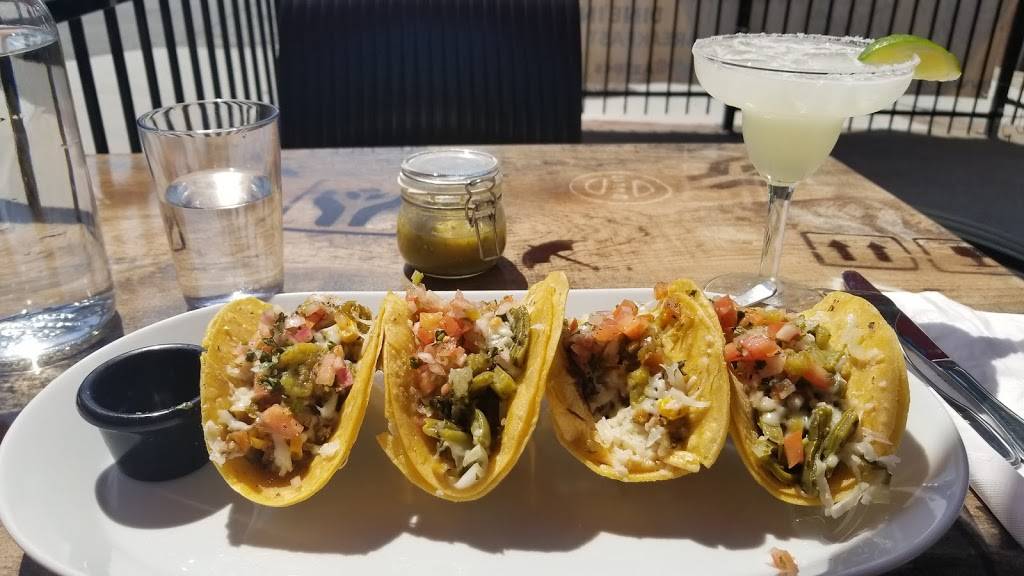 Aztecs Mine | restaurant | 1986 Bloor St W, Toronto, ON M6P 3K9, Canada | 6473471977 OR +1 647-347-1977