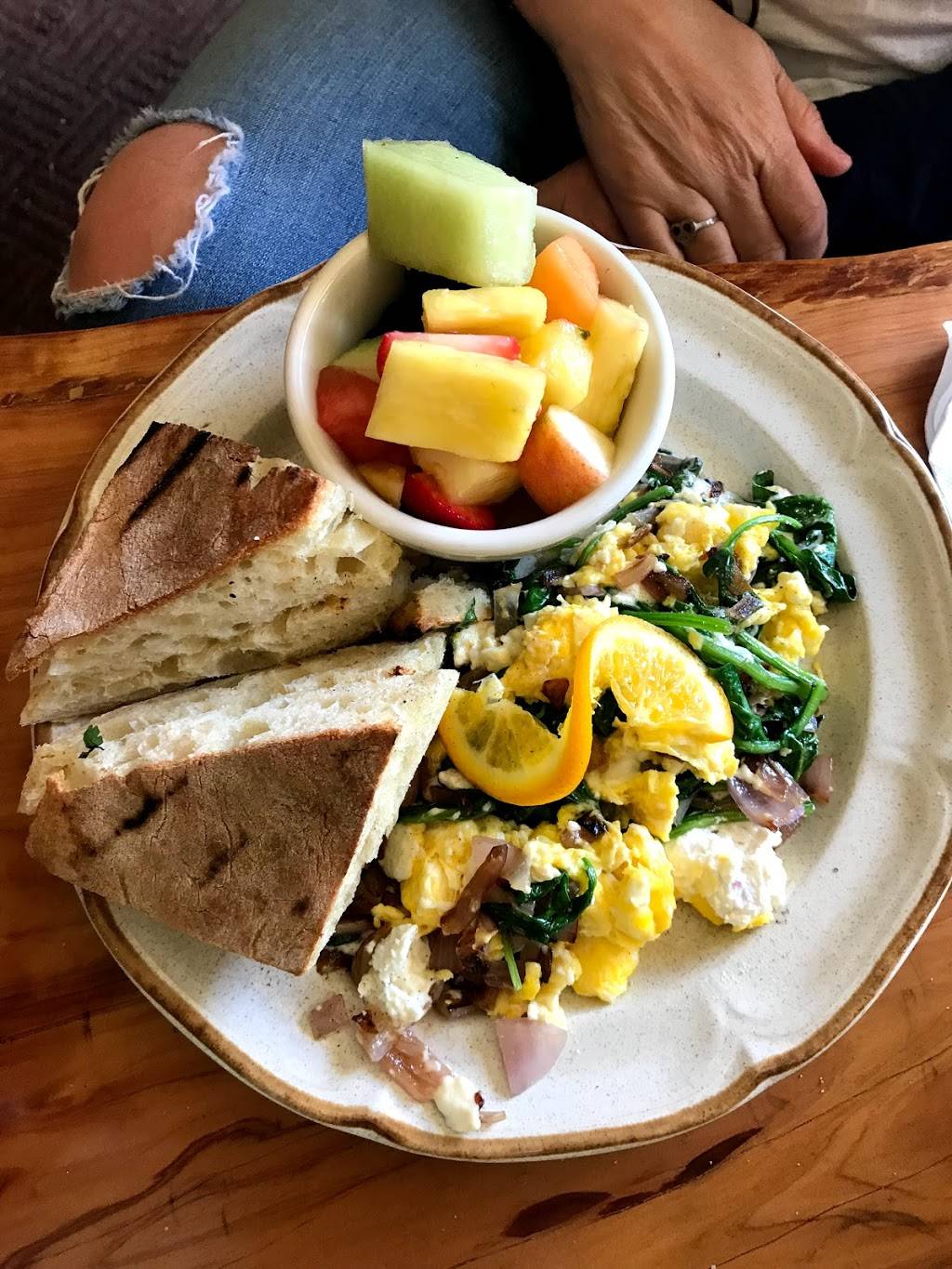 Savoy Cafe & Deli | cafe | 24 W Figueroa St, Santa Barbara, CA 93101, USA | 8059626611 OR +1 805-962-6611