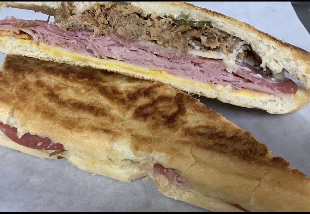 Boss Mart | restaurant | 5317 Gunn Hwy, Tampa, FL 33624, USA | 8135155289 OR +1 813-515-5289