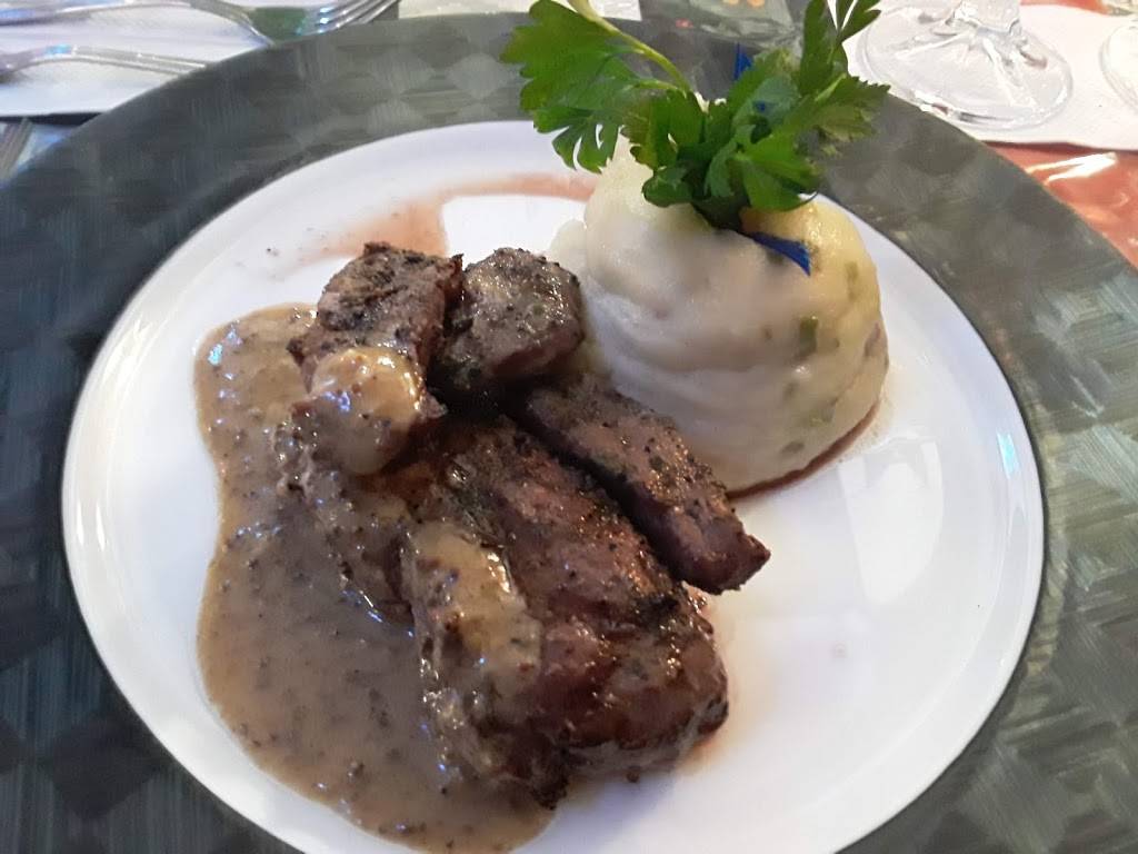 Grouchy Chef | restaurant | 4433 Russell Rd #113, Mukilteo, WA 98275, USA | 4254939754 OR +1 425-493-9754