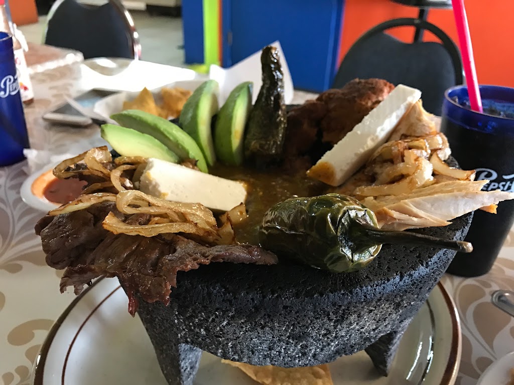 Tacos Y Mariscos El Tequilas | restaurant | 109 W Kennewick Ave, Kennewick, WA 99336, USA | 5095790814 OR +1 509-579-0814