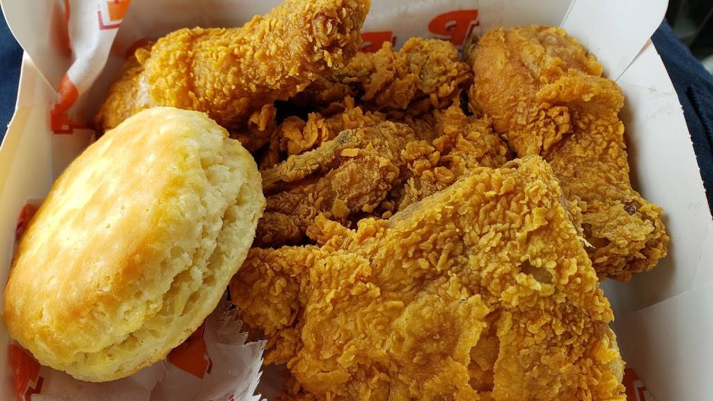 Popeyes Louisiana Kitchen | restaurant | 622 Park Ave, Worcester, MA 01603, USA | 5087629210 OR +1 508-762-9210