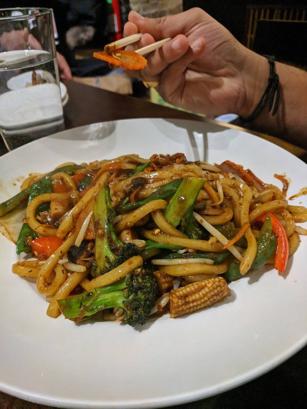 Thai-namite | restaurant | 932 E Brady St, Milwaukee, WI 53202, USA | 4148376280 OR +1 414-837-6280