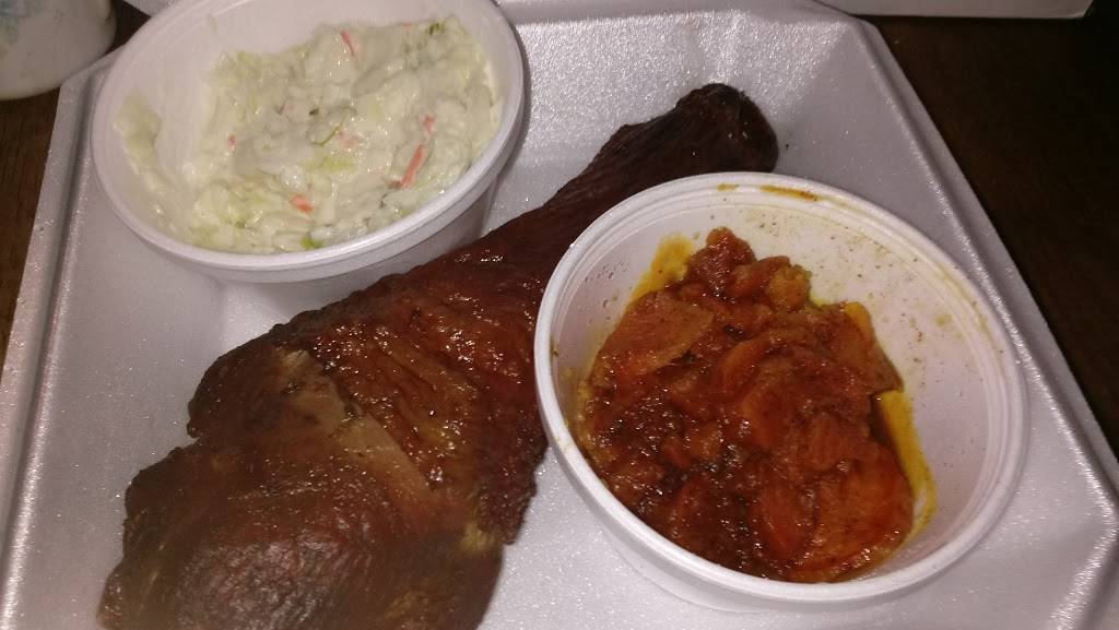 PTS Barbecue | restaurant | 601 S 9th St, Springfield, IL 62703, USA | 2177617431 OR +1 217-761-7431