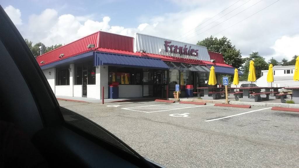 Frankies Hot Dogs | restaurant | Frankies Of, 1151 Boston Post Rd, West Haven, CT 06516, USA | 2039336631 OR +1 203-933-6631