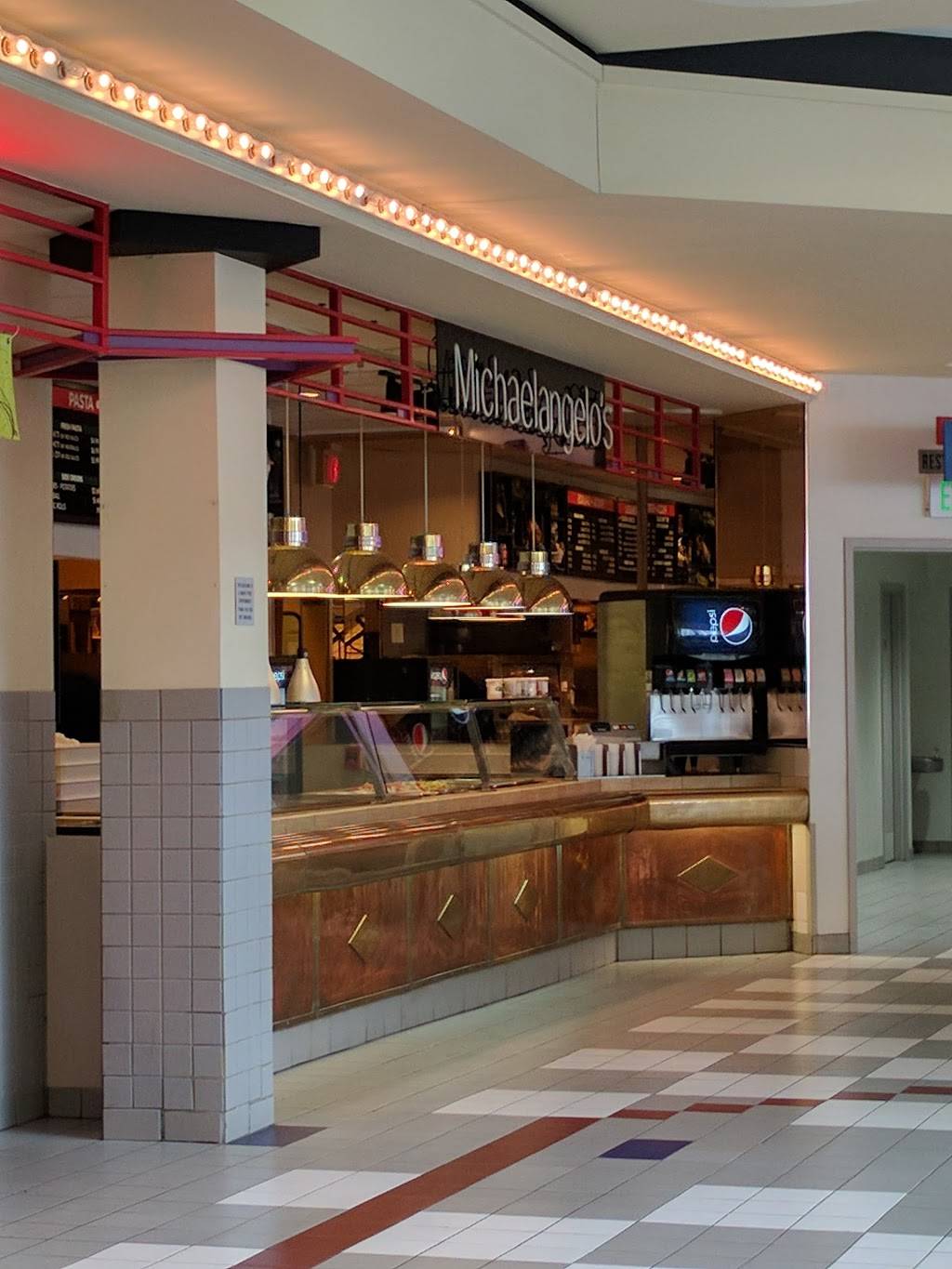 Michealangelos Pizza and Pasta | restaurant | 700 Locust St, Des Moines, IA 50309, USA | 5157773030 OR +1 515-777-3030