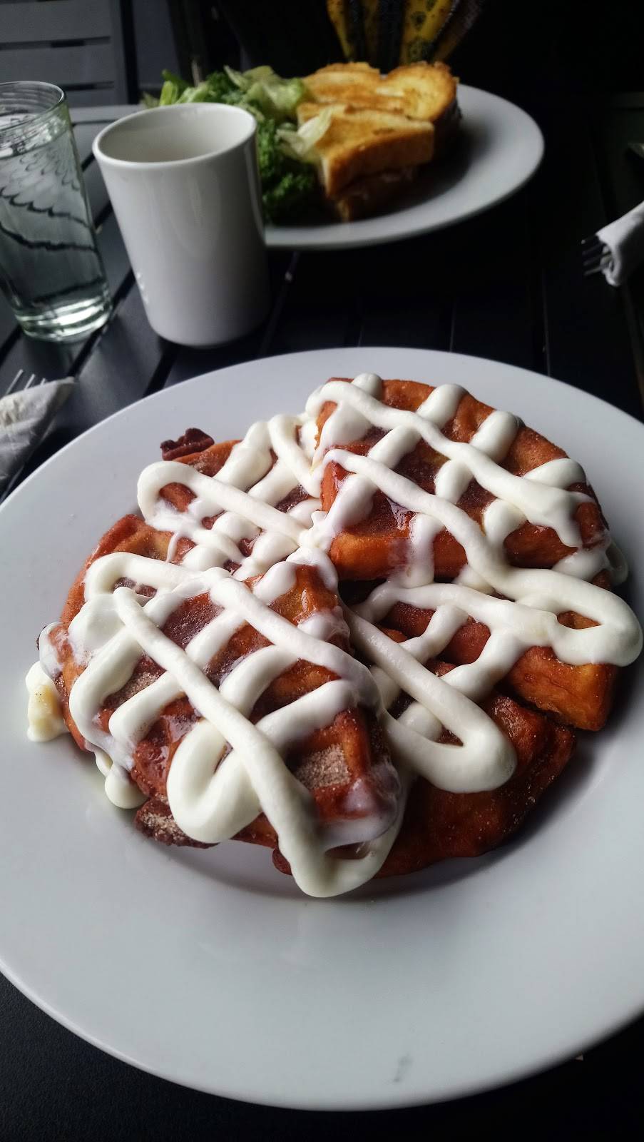 The Little Bird Cafe | restaurant | 147 Wortley Rd, London, ON N6C 3P4, Canada | 5198546004 OR +1 519-854-6004