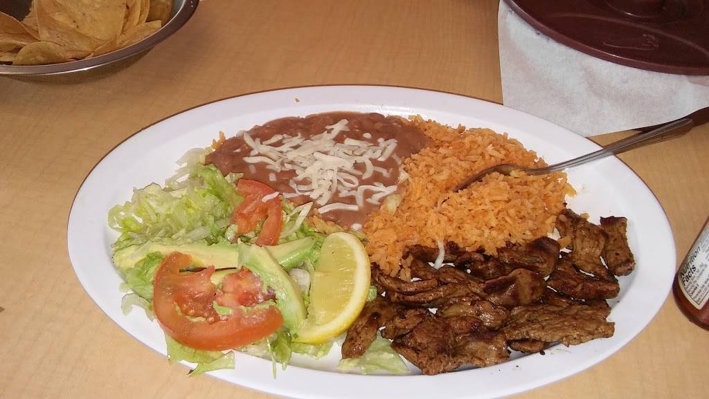 El Taco Rapido | restaurant | 3077 E Tulare Ave, Fresno, CA 93721, USA | 5594426088 OR +1 559-442-6088
