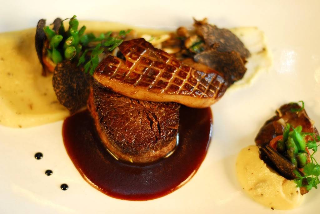 Bellamys Restaurant | night club | 417 W Grand Ave, Escondido, CA 92025, USA | 7607475000 OR +1 760-747-5000