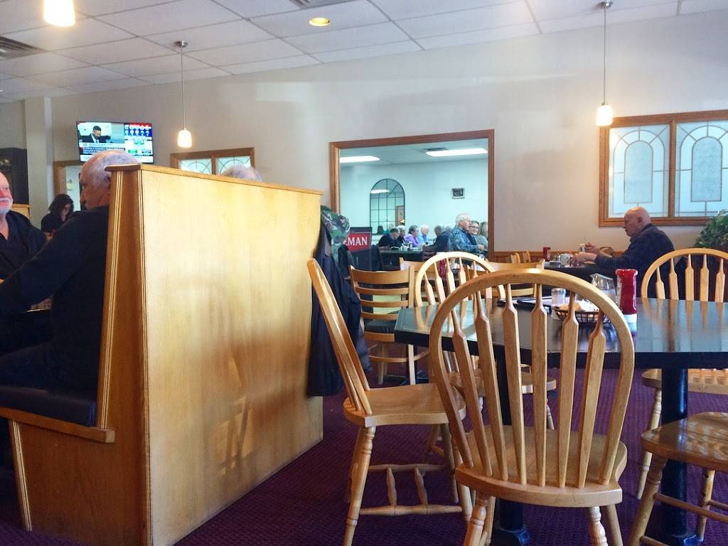 Dearborn Restaurant | restaurant | 105 Lexington Rd, Waterloo, ON N2J 4R7, Canada | 5197460321 OR +1 519-746-0321