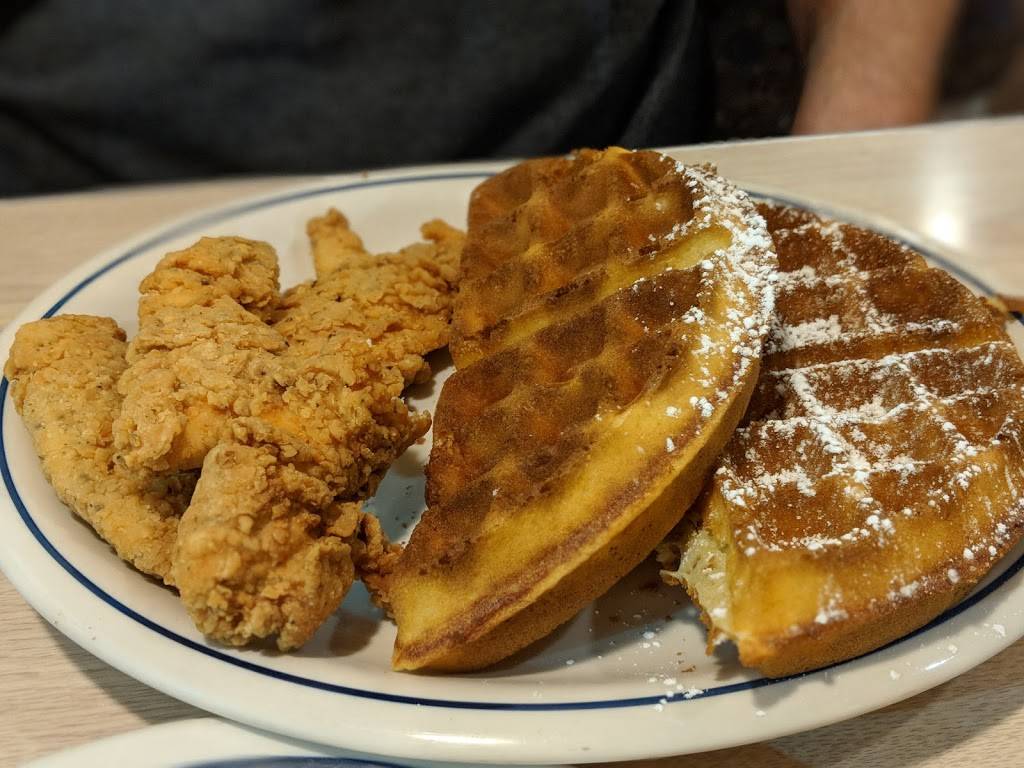 IHOP | bakery | 1981 Pipestone Rd, Benton Harbor, MI 49022, USA | 2699251500 OR +1 269-925-1500