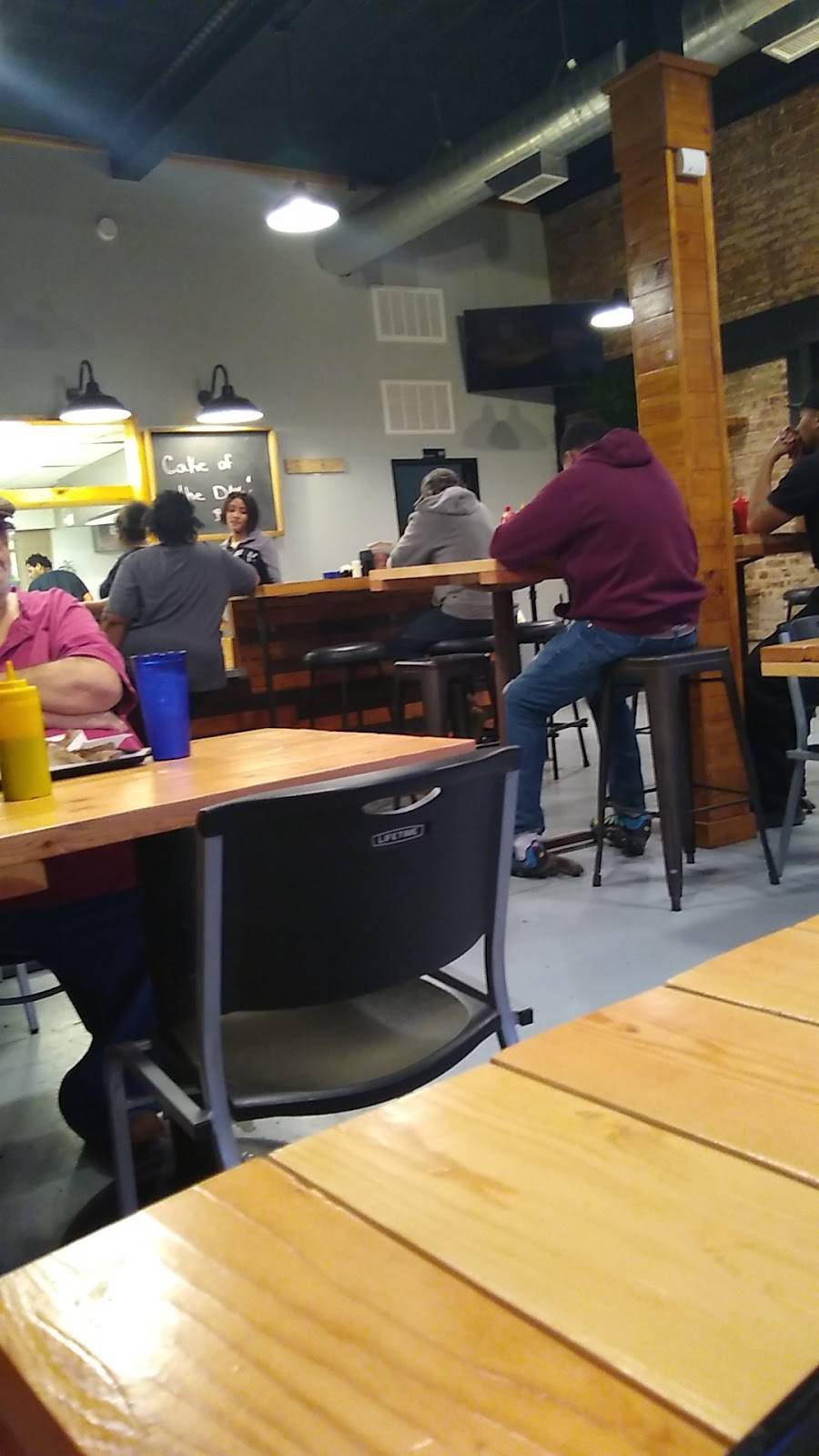 Daddy Bs BBQ Okmulgee | restaurant | 212 E 6th St, Okmulgee, OK 74447, USA | 9183042070 OR +1 918-304-2070