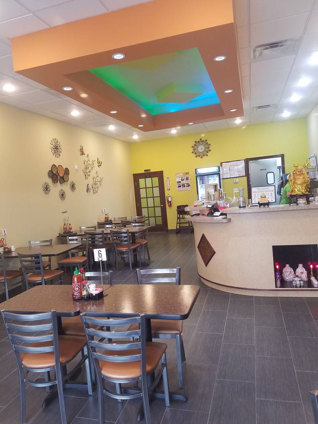 Thu Thu Sandwich | restaurant | 10502 Grant Rd B200, Houston, TX 77070, USA | 8326885922 OR +1 832-688-5922