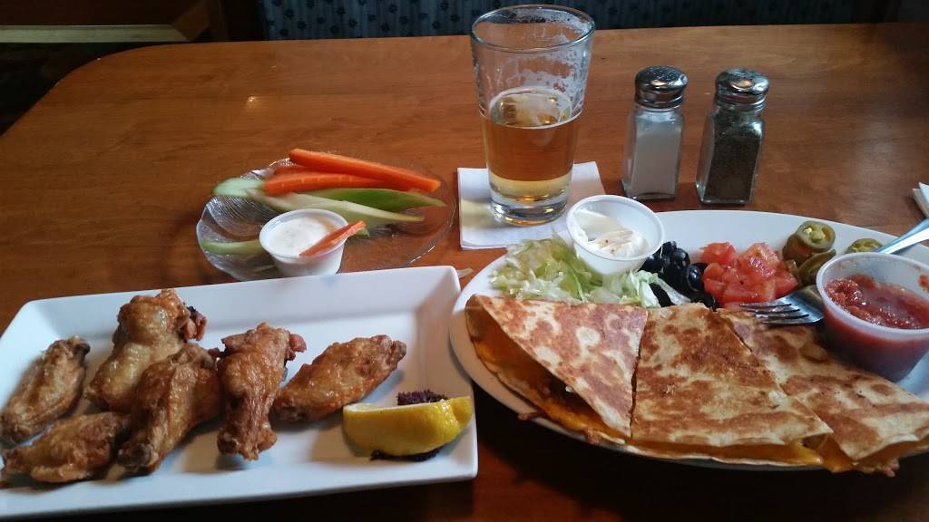 Guy Hollerins Ann Arbor Bar & Grill | restaurant | 3600 Plymouth Rd, Ann Arbor, MI 48105, USA | 7347694323 OR +1 734-769-4323