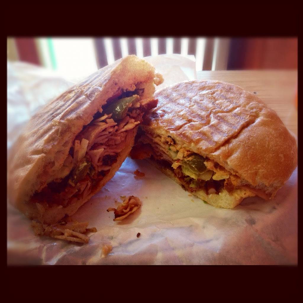 La Casita Chilanga | restaurant | 2928 Middlefield Rd, Redwood City, CA 94063, USA | 6505680351 OR +1 650-568-0351