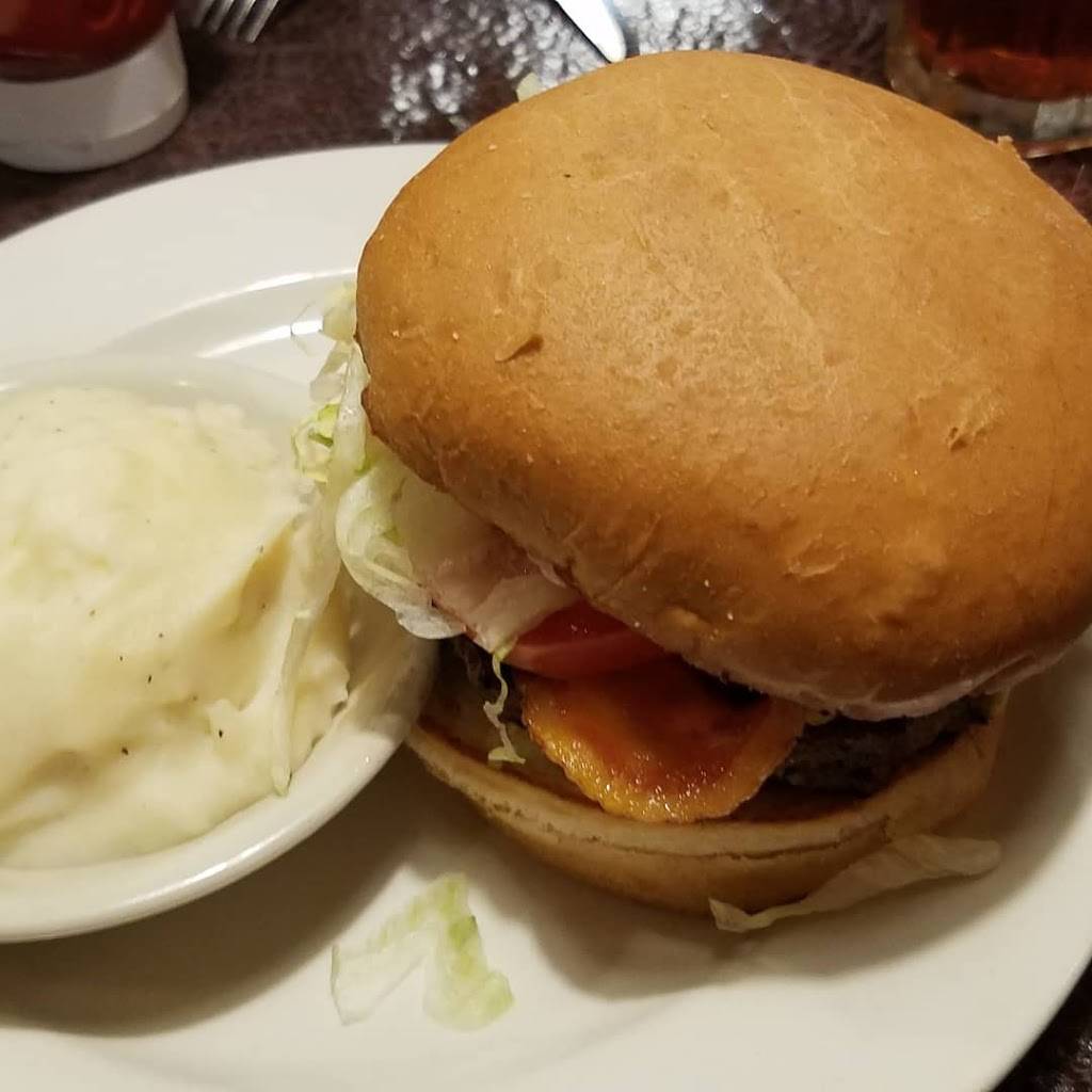 Bulls Steakhouse | restaurant | 1887 Graves Mill Rd, Forest, VA 24551, USA | 4343857581 OR +1 434-385-7581